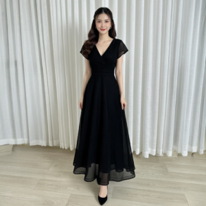 فستان ناعم اسود